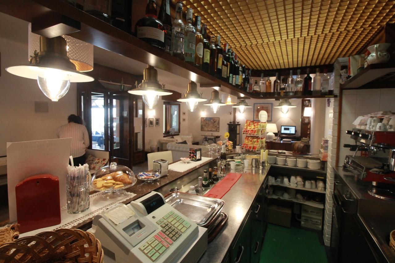 Hotel Ristorante Sensole Sulzano Bagian luar foto