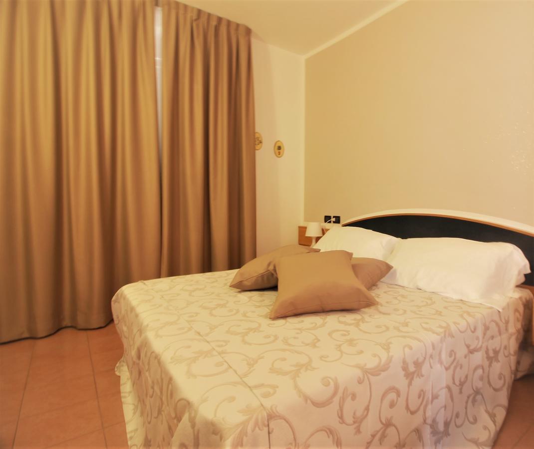Hotel Ristorante Sensole Sulzano Bagian luar foto
